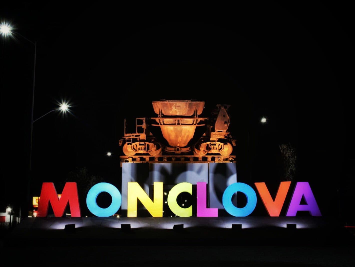 Monclova, Coahuila: Descubre la ciudad bajo la luz de la luna